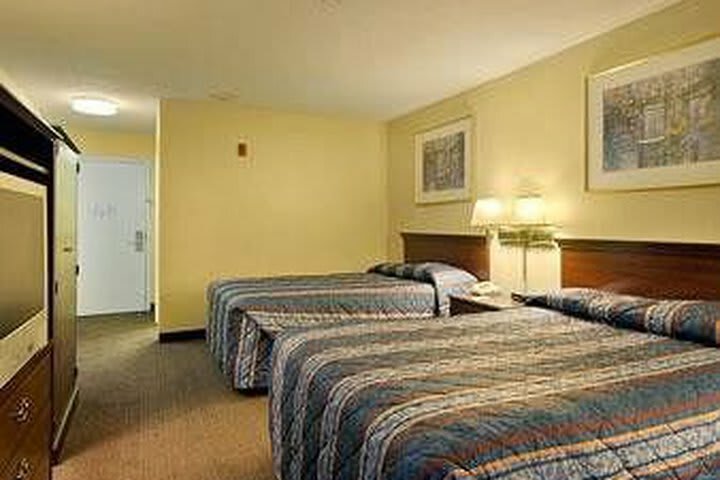 Hotel Super 8 Brockton