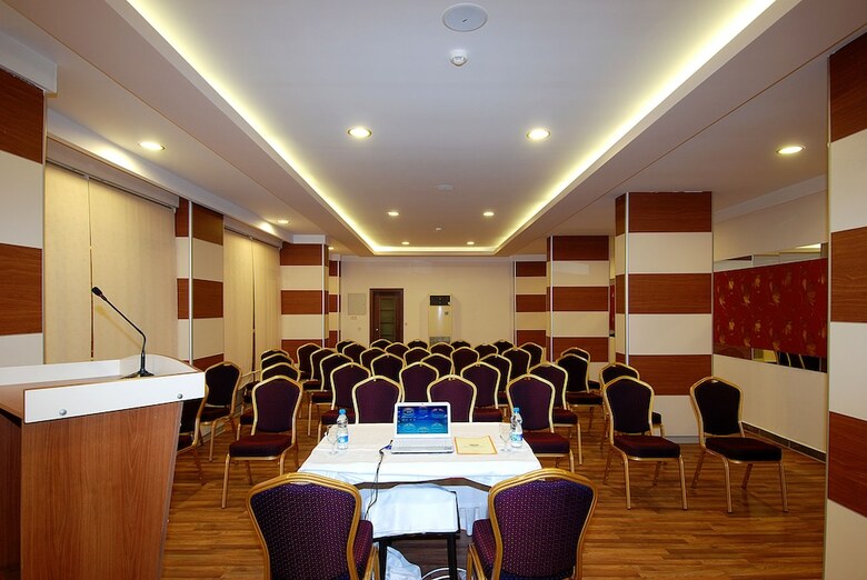 Grand Okan Hotel