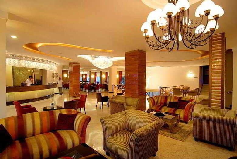 Grand Okan Hotel