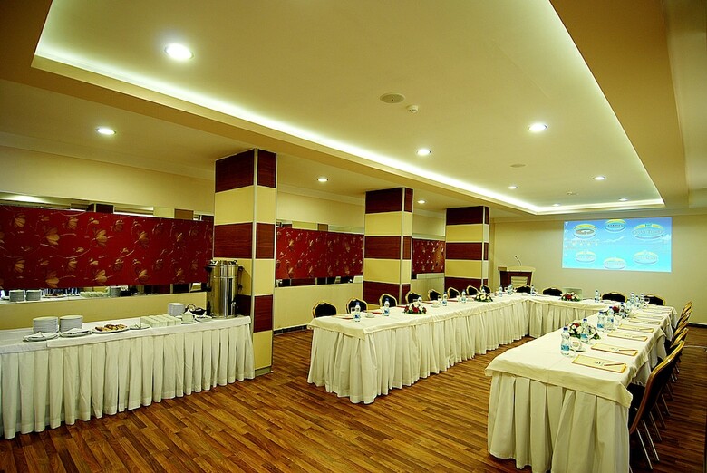 Grand Okan Hotel