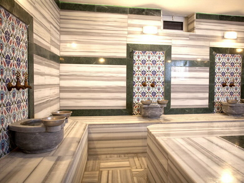 Hotel Monart City