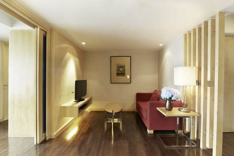 12th Avenue Hotel Bangkok
