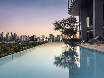 Hotel Sofitel So (so Club)