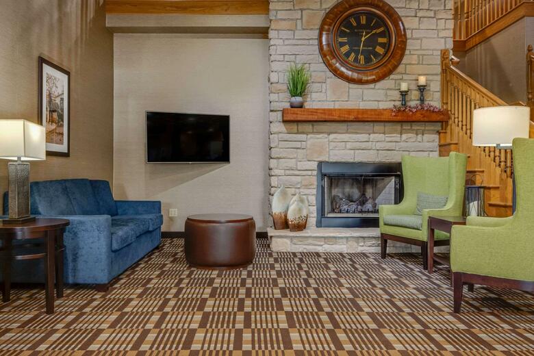 Hotel Comfort Suites