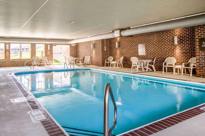 Hotel Comfort Suites