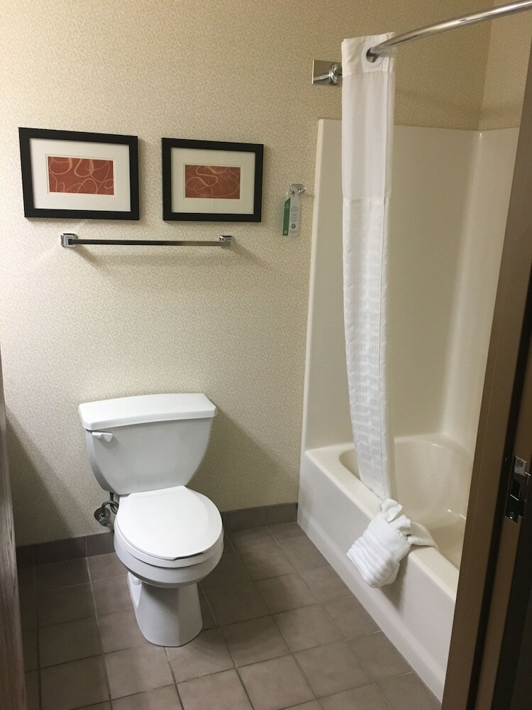 Hotel Comfort Suites