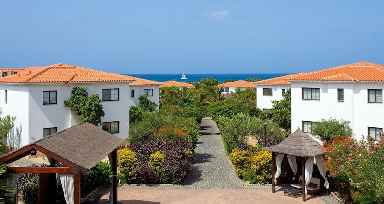 Hotel Melia Tortuga Beach Resort