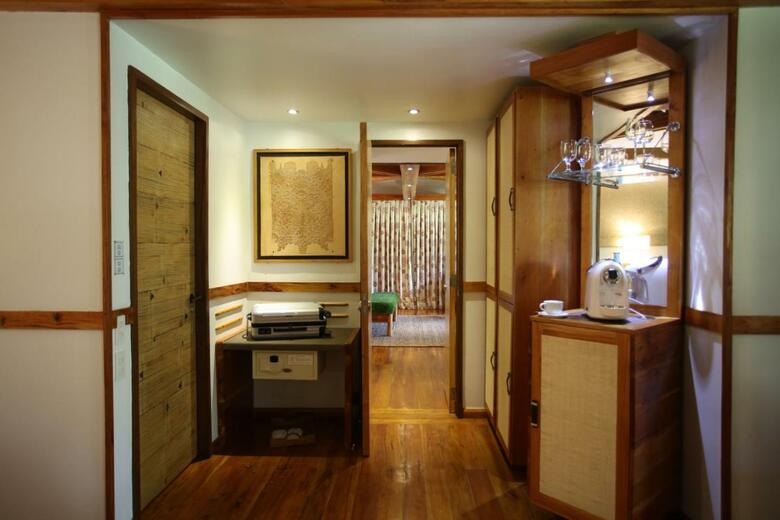 Donatela Hotel