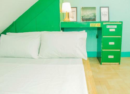 Nomadsmnl Backpackers Homestay