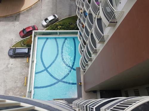 Apartamentos Eam Lake View @ Tagaytay Prime Residences
