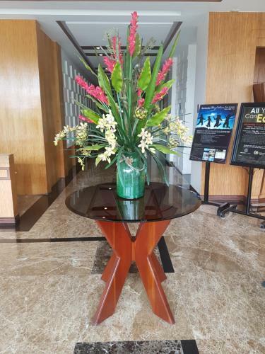 Apartamentos Eam Lake View @ Tagaytay Prime Residences