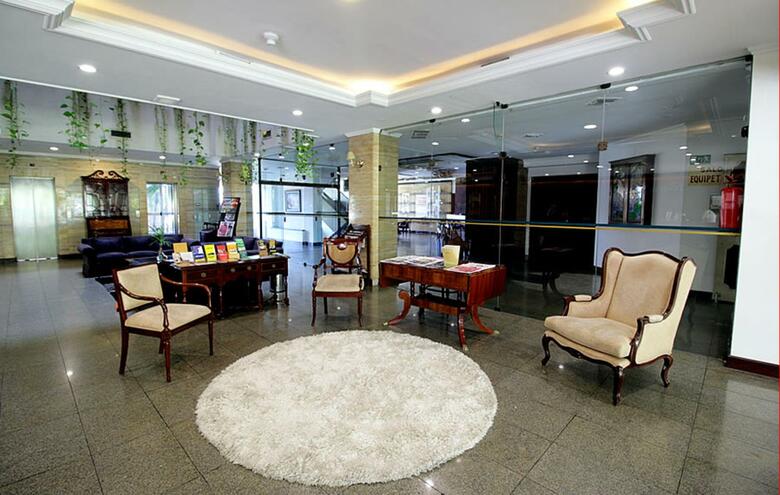 Hotel Toborochi Suites