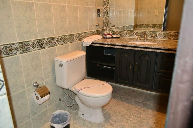 Hotel Toborochi Suites