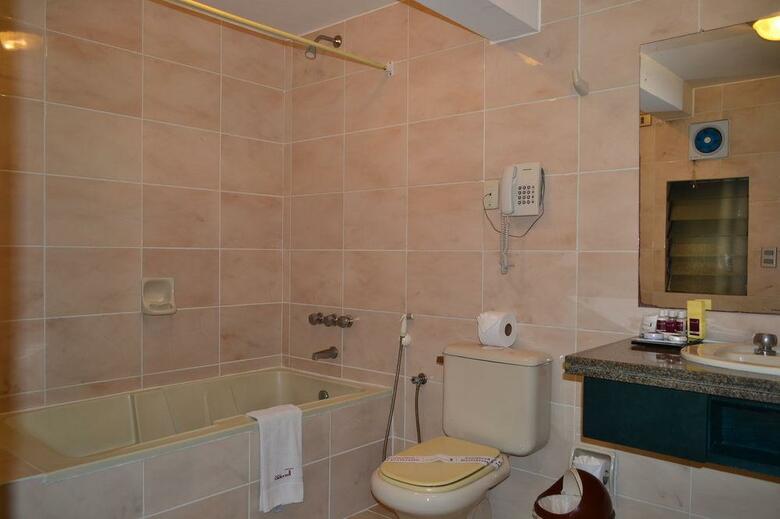 Hotel Toborochi Suites