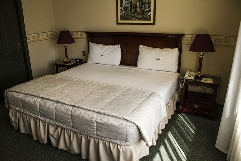 Hotel Toborochi Suites