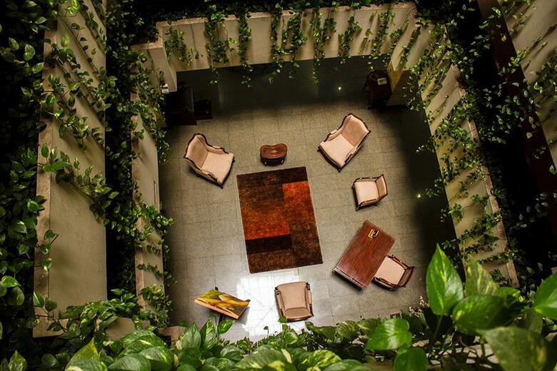 Hotel Toborochi Suites