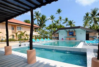 Cocomar Residences And Beachfront Hotel