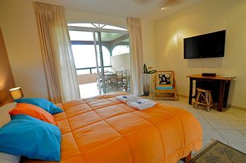 Cocomar Residences And Beachfront Hotel