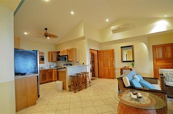 Cocomar Residences And Beachfront Hotel