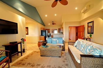 Cocomar Residences And Beachfront Hotel