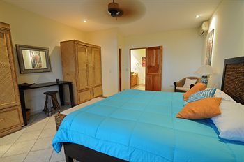 Cocomar Residences And Beachfront Hotel