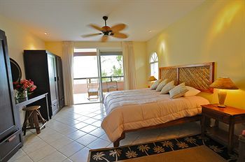 Cocomar Residences And Beachfront Hotel