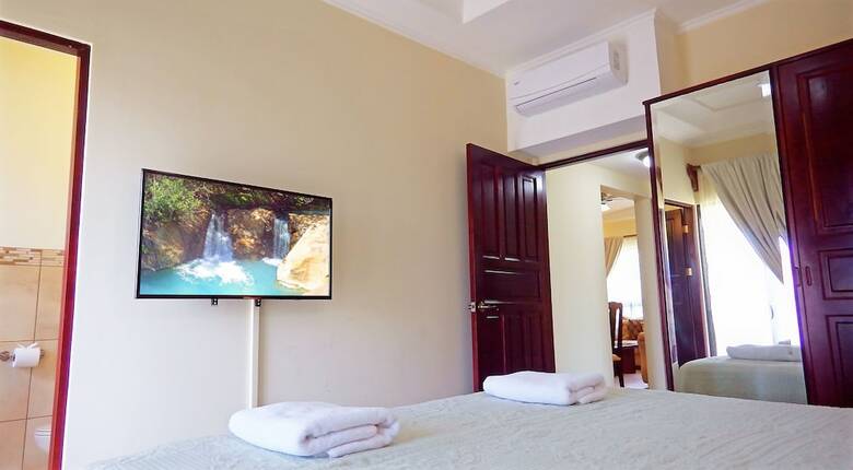 Hotel The Oaks Tamarindo Condominiums