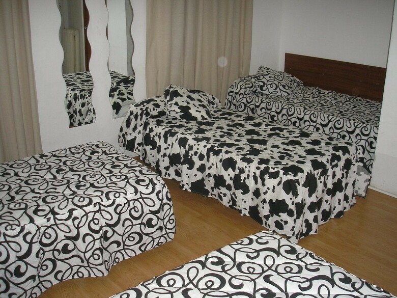 Hostal Helena 2