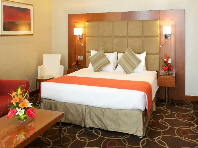 Montreal Barsha Hotel