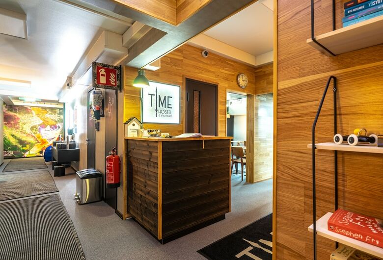Time Hostel & Apartments