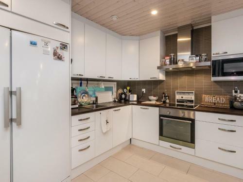 Holiday Home V�yl�nvarsi