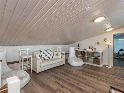 Holiday Home V�yl�nvarsi