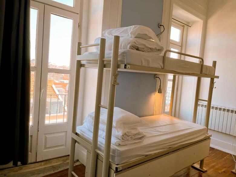 Hotel Hostal Equity Point Lisboa