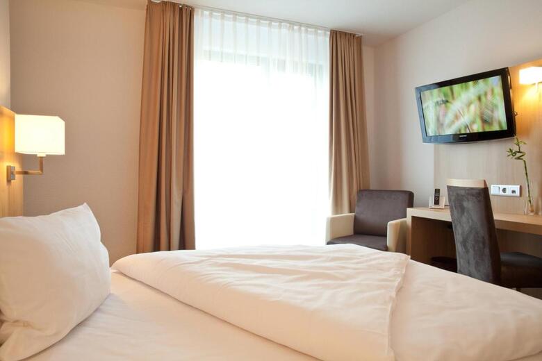 Best Western Premier Hotel Lanzcarre