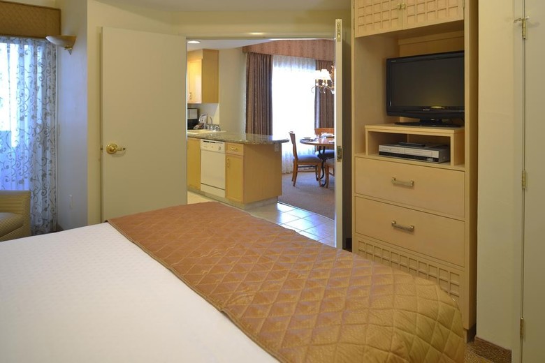 Hotel Polo Towers Suites