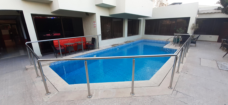 New Farah Hotel