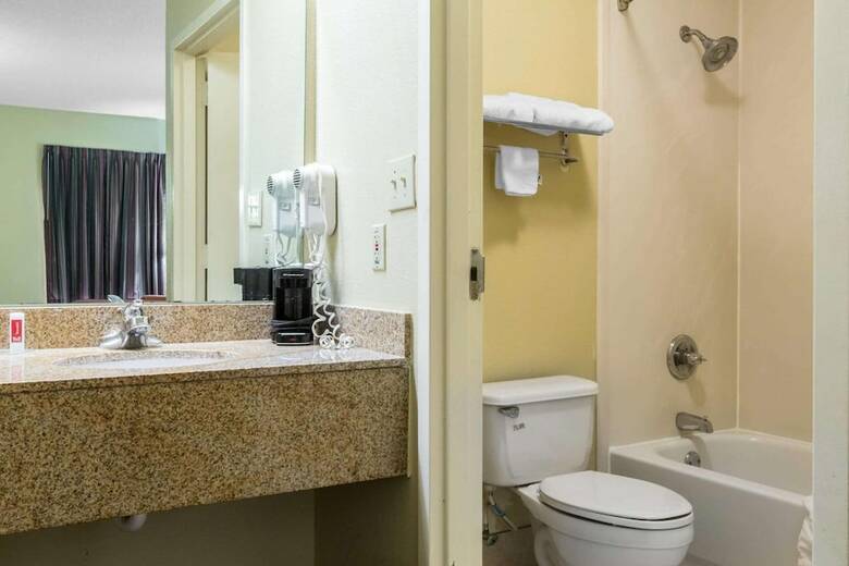 Hotel Econo Lodge