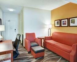 Hotel Comfort Suites