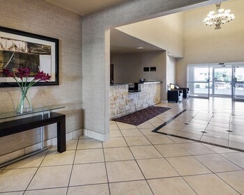 Hotel Comfort Suites