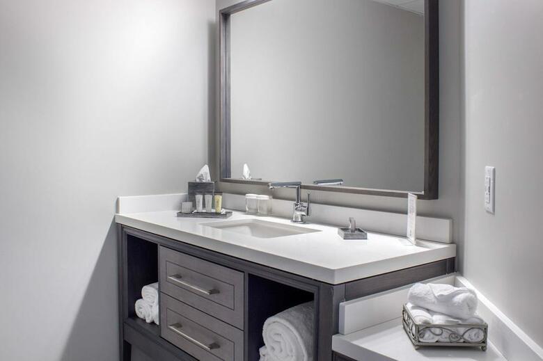 Chateau Moncton & Suites An Ascend Hotel Collection Member