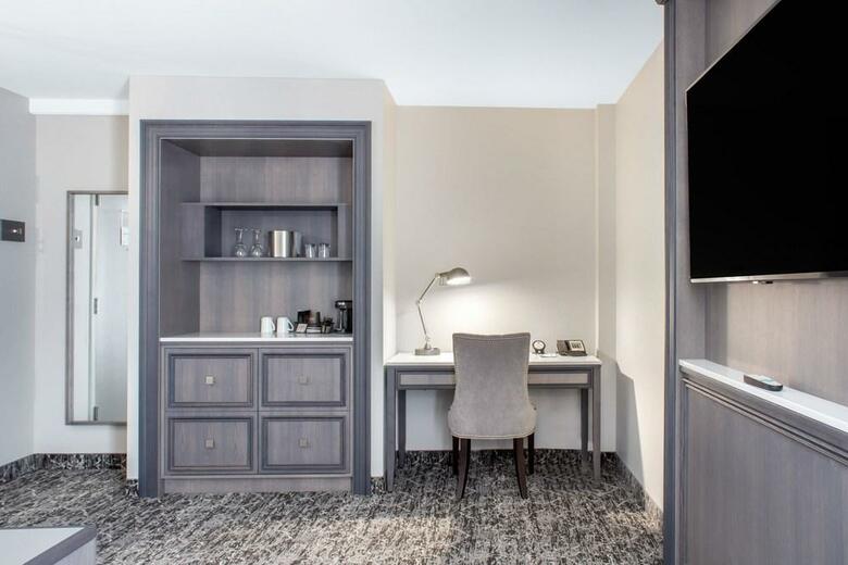 Chateau Moncton & Suites An Ascend Hotel Collection Member