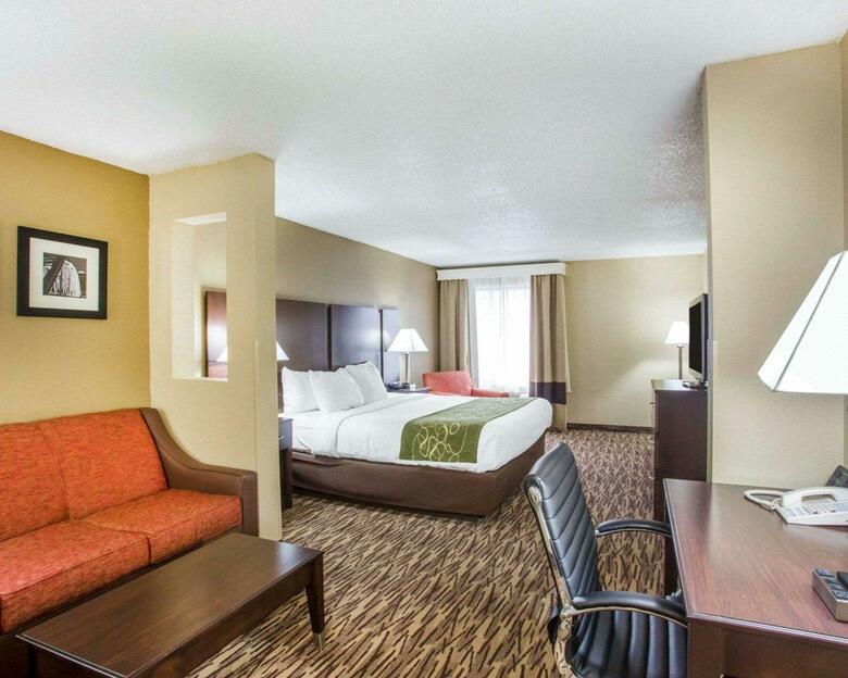Hotel Comfort Suites