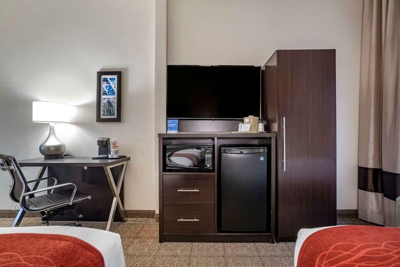 Hotel Comfort Inn