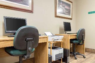 Hotel Quality Inn & Suites