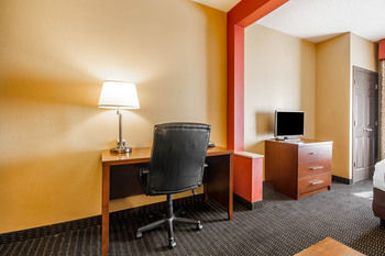 Hotel Comfort Suites