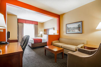 Hotel Comfort Suites