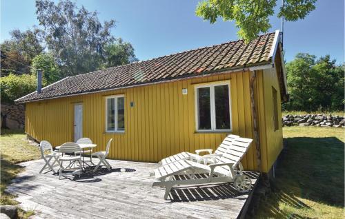 One-bedroom Holiday Home In Hunnebostrand