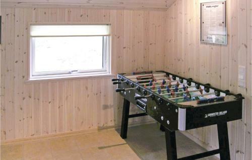 Five-bedroom Holiday Home In Kopingsvik