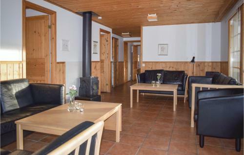 Four-bedroom Holiday Home In Kopingsvik