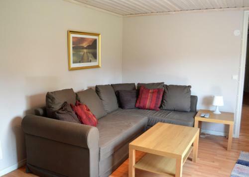 K39 Thistle Cottage